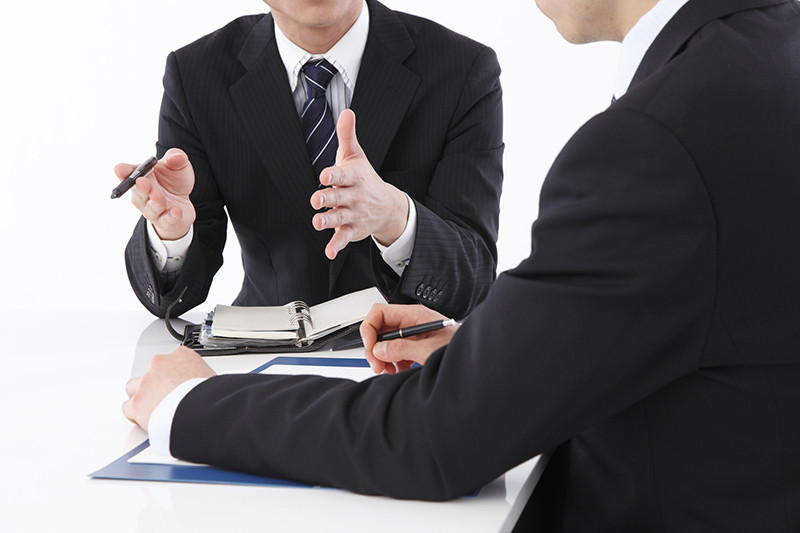 販売会社マネジャー(40代/男性)